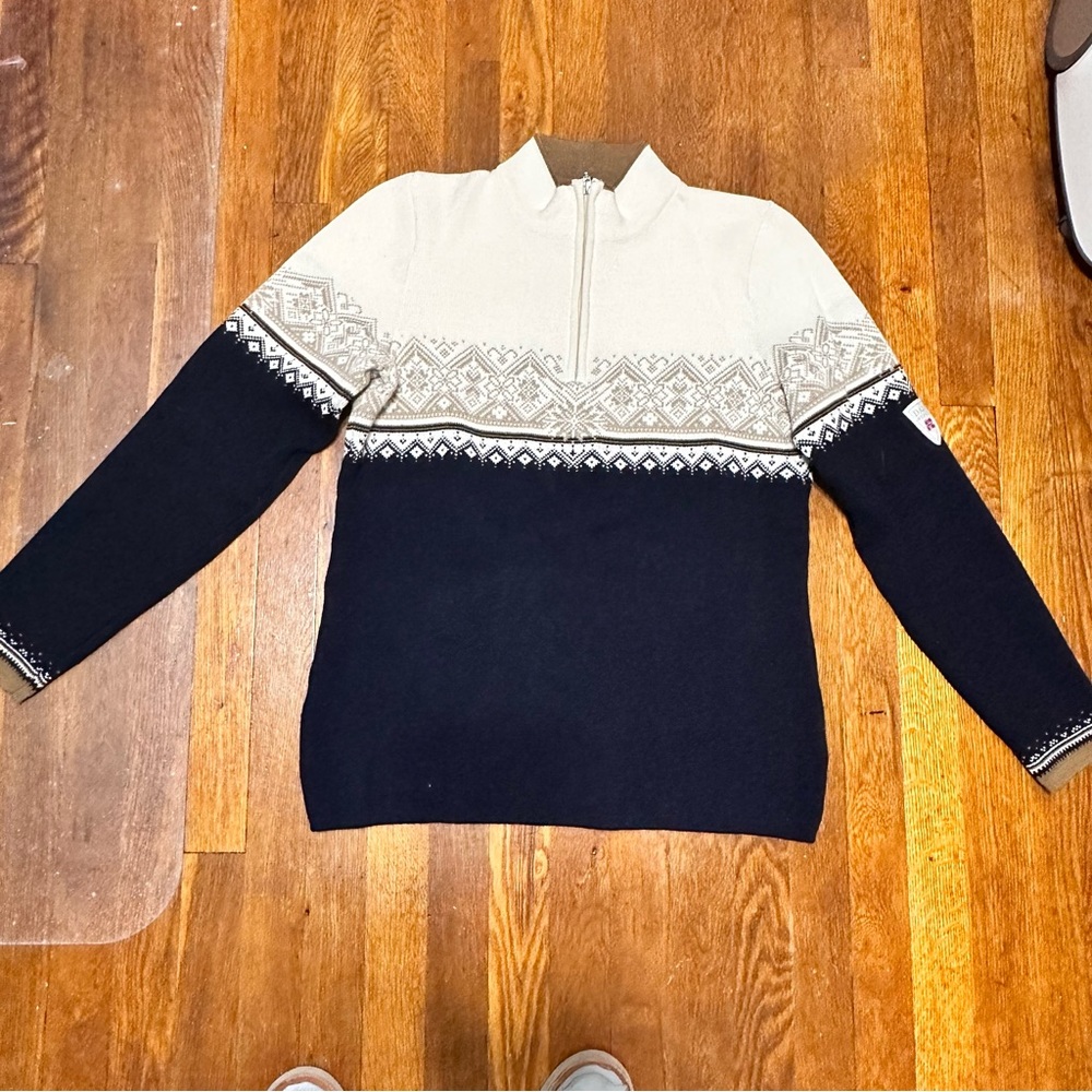 Dale of Norway men’s Large wool 1/2 zip sweater